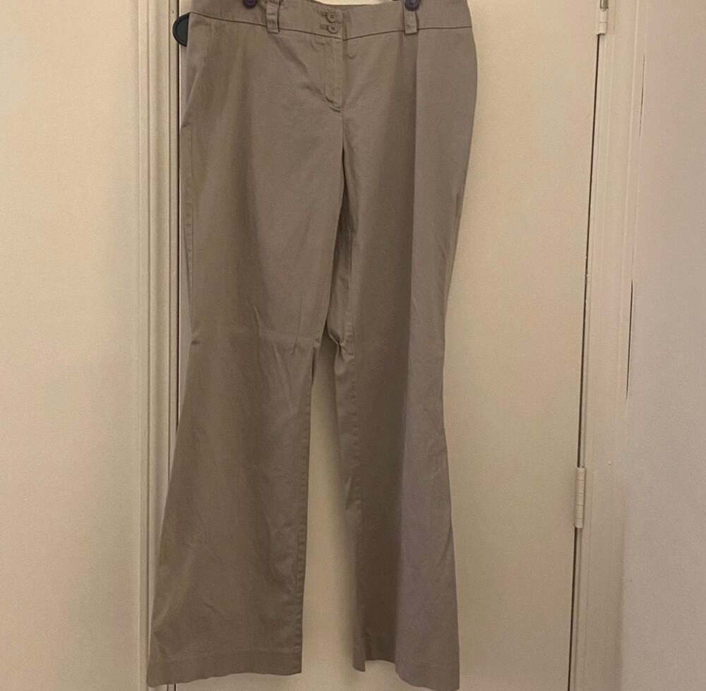 New York & Company Stretch Khaki Wide Leg Pants Size 8 Average